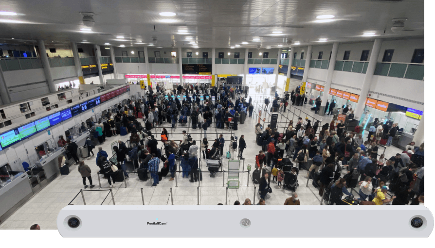 空港向けに設計。高い位置に取り付け、広い範囲をカバー
